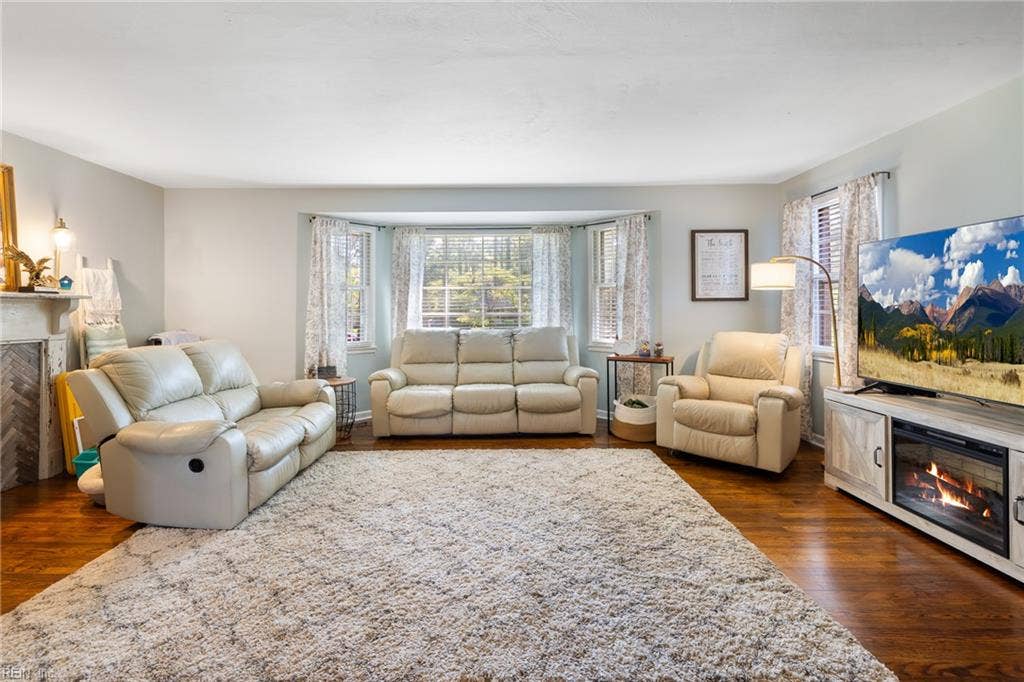 312 Thelmar Lane, Park Manor, Portsmouth, VA 23701 digitally decluttered