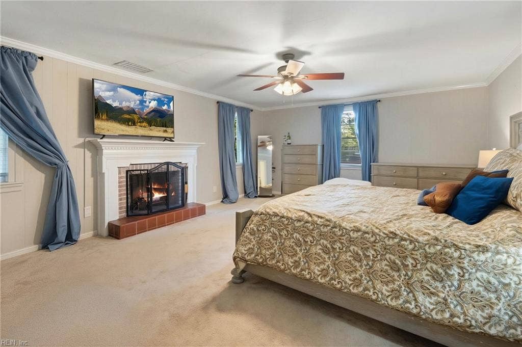 312 Thelmar Lane, Park Manor, Portsmouth, VA 23701 digitally decluttered