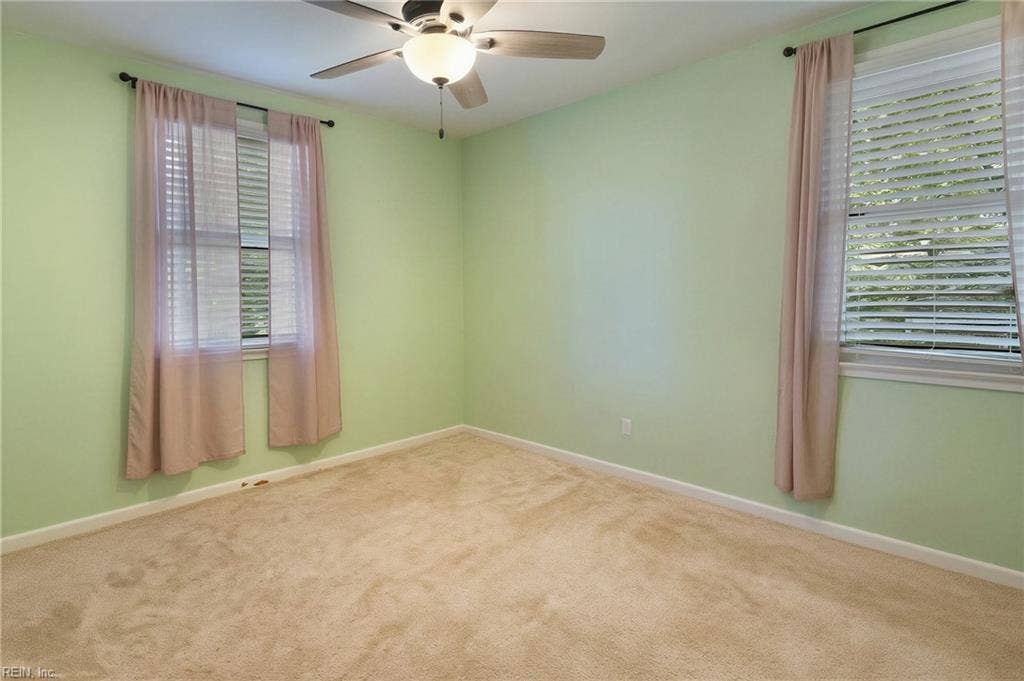 312 Thelmar Lane, Park Manor, Portsmouth, VA 23701 digitally decluttered