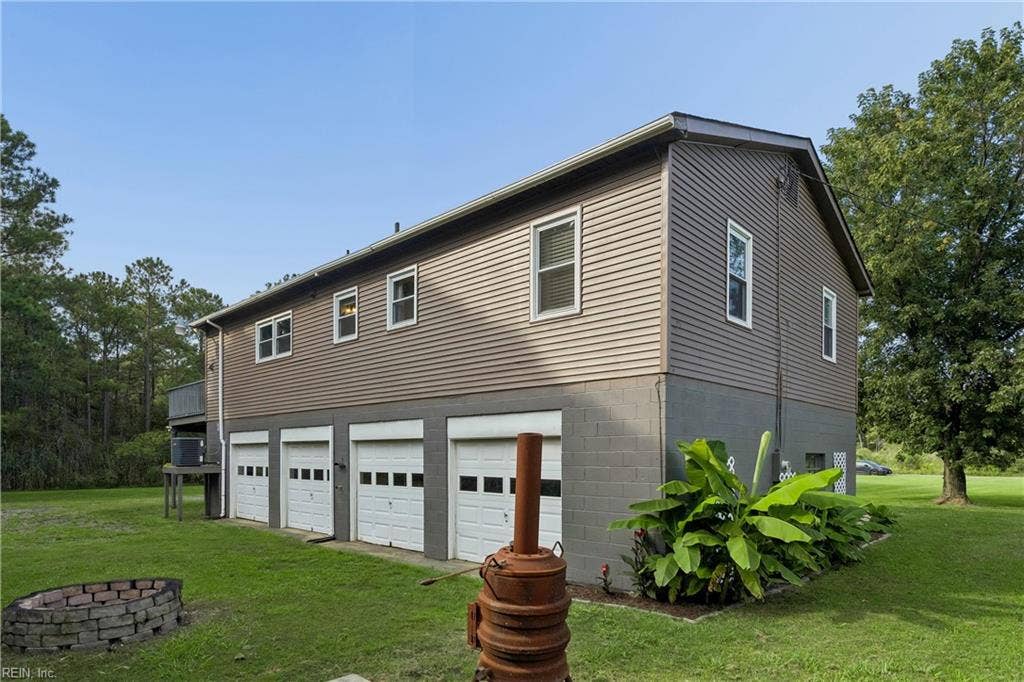 219 Wind Mill Point Road, Hampton, VA 23664 219 Wind Mill Point Road, Hampton, VA 23664
