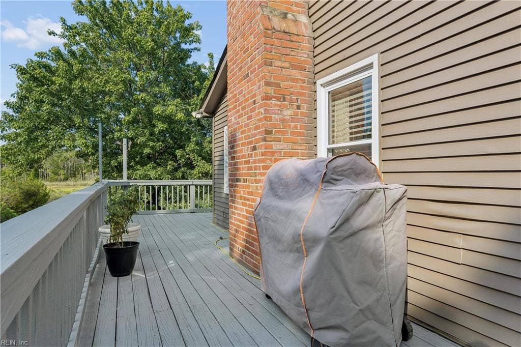 219 Wind Mill Point Road, Hampton, VA 23664 219 Wind Mill Point Road, Hampton, VA 23664