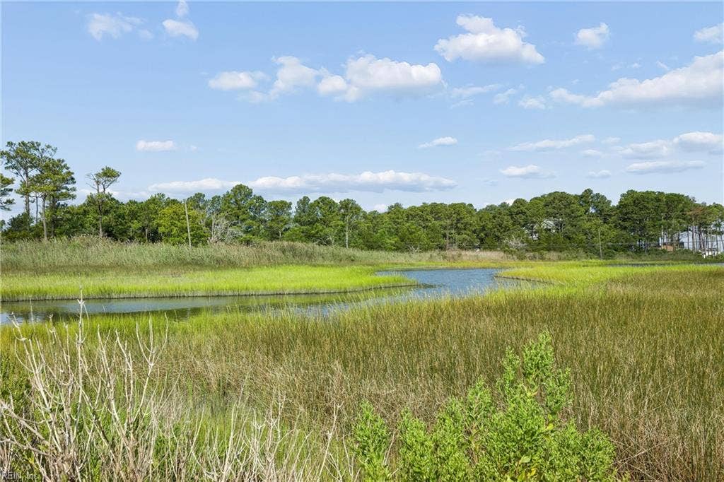 219 Wind Mill Point Road, Hampton, VA 23664 219 Wind Mill Point Road, Hampton, VA 23664