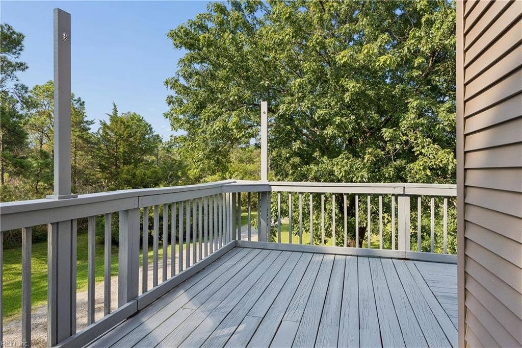 219 Wind Mill Point Road, Hampton, VA 23664 219 Wind Mill Point Road, Hampton, VA 23664