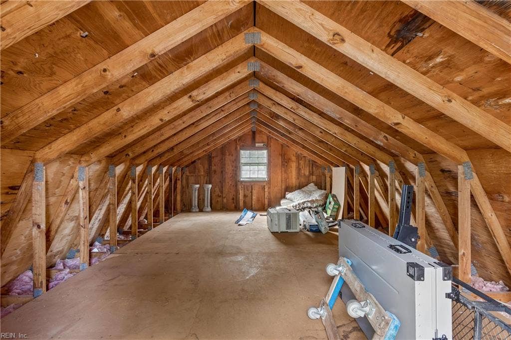 219 Wind Mill Point Road, Hampton, VA 23664 219 Wind Mill Point Road, Hampton, VA 23664