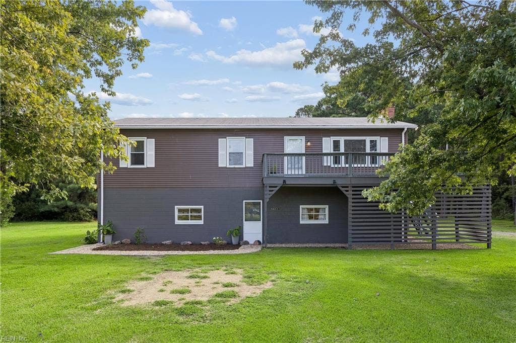 219 Wind Mill Point Road, Hampton, VA 23664 219 Wind Mill Point Road, Hampton, VA 23664