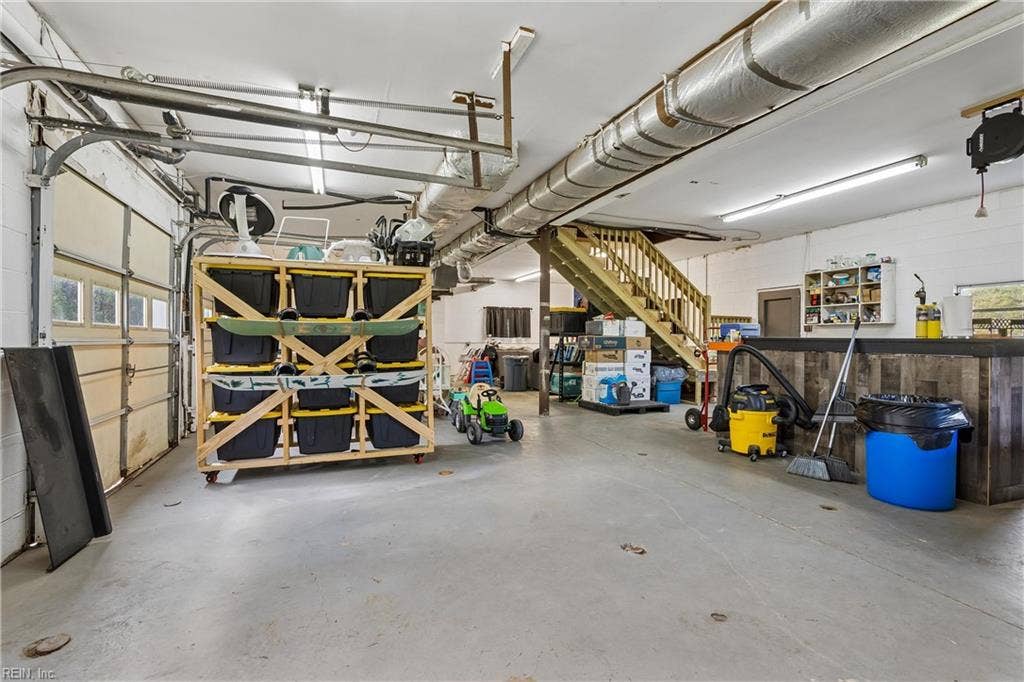 219 Wind Mill Point Road, Hampton, VA 23664 219 Wind Mill Point Road, Hampton, VA 23664