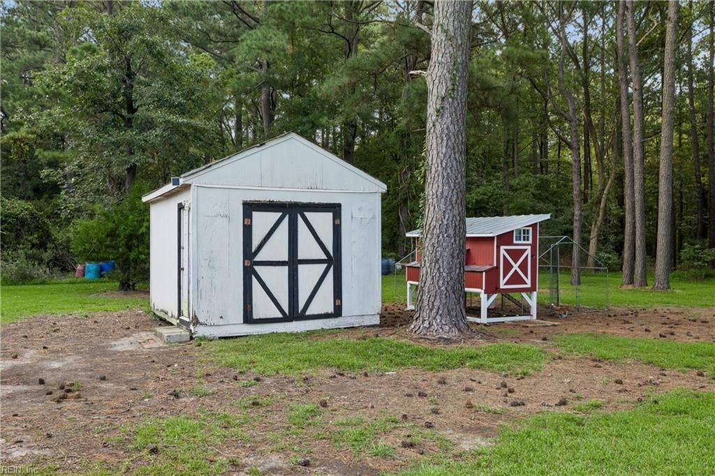 219 Wind Mill Point Road, Hampton, VA 23664 219 Wind Mill Point Road, Hampton, VA 23664