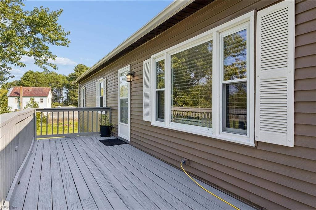 219 Wind Mill Point Road, Hampton, VA 23664 219 Wind Mill Point Road, Hampton, VA 23664
