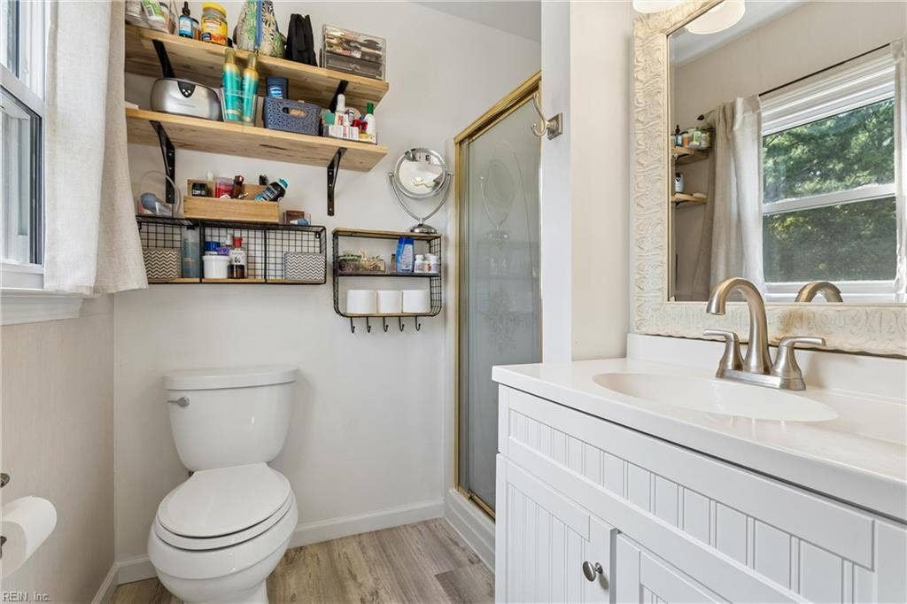 219 Wind Mill Point Road, Hampton, VA 23664 219 Wind Mill Point Road, Hampton, VA 23664