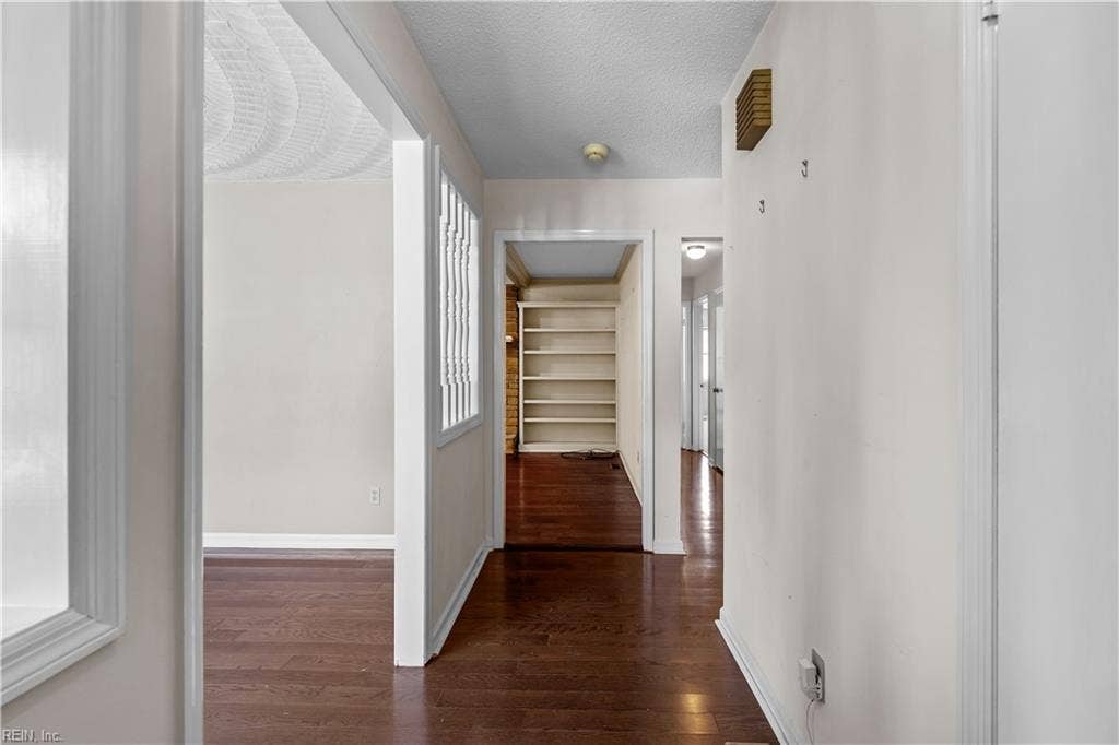 5917 Woodhaven Court, Kempsville, Virginia Beach, VA 23464 5917 Woodhaven Court, Kempsville, Virginia Beach, VA 23464