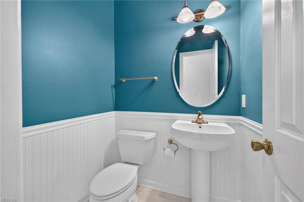 9570 Bay Point Drive, Bay Breeze Point, Norfolk, VA 23518 This pretty powder room serves the second level living areas.
