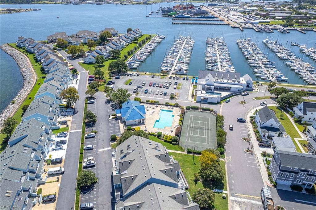 9570 Bay Point Drive, Bay Breeze Point, Norfolk, VA 23518 Enjoy restaurants including both casual and fine dining!