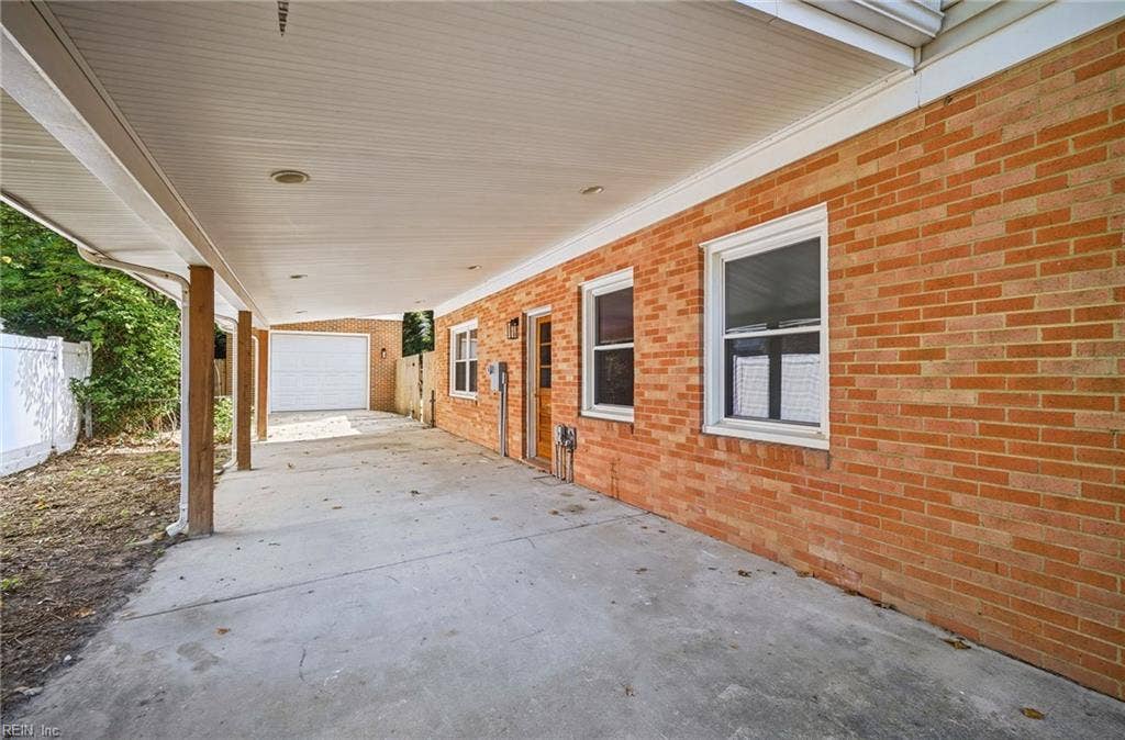 537 Hallmark Drive, Newport News, VA 23606 537 Hallmark Drive, Newport News, VA 23606