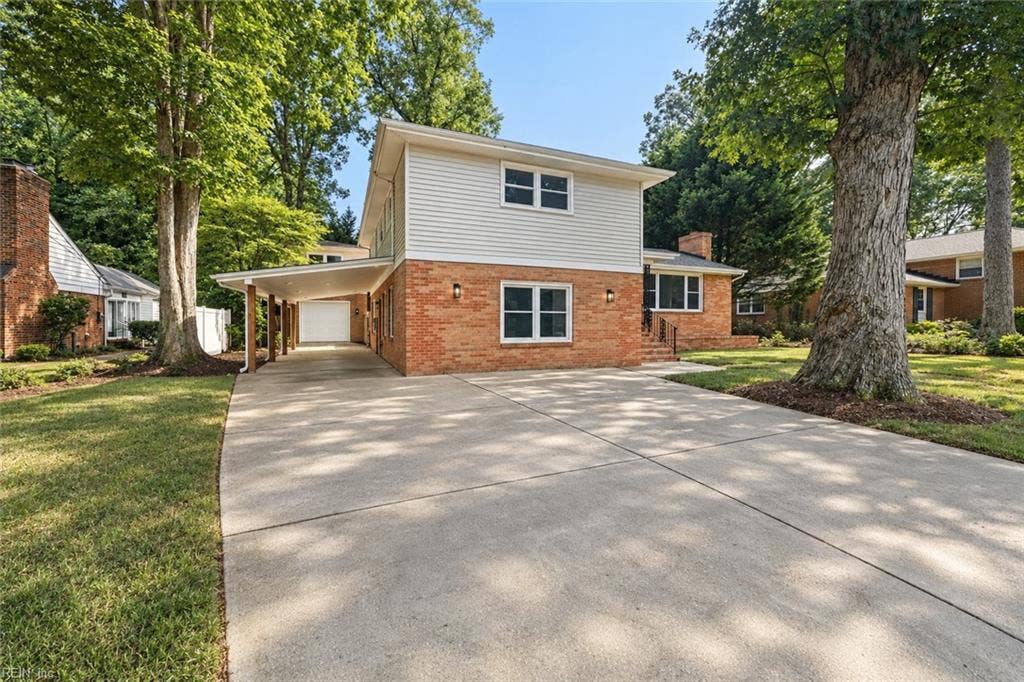 537 Hallmark Drive, Newport News, VA 23606 537 Hallmark Drive, Newport News, VA 23606