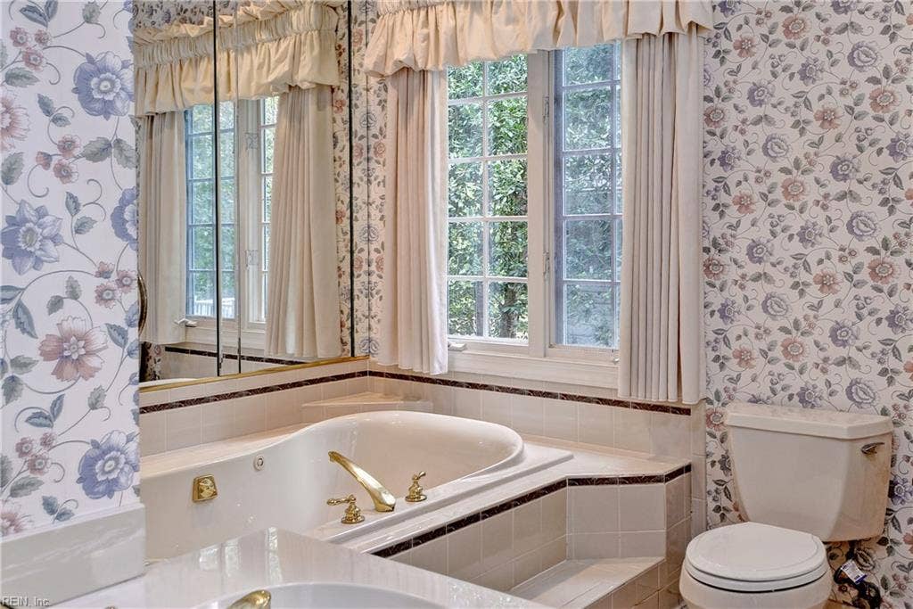 116 Cove Point Lane, Williamsburg, VA 23185 116 Cove Point Lane, Williamsburg, VA 23185