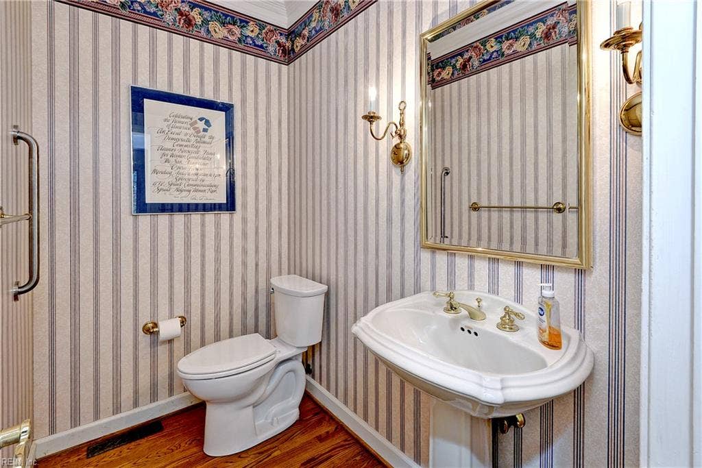 116 Cove Point Lane, Williamsburg, VA 23185 116 Cove Point Lane, Williamsburg, VA 23185