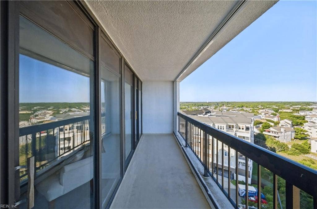2ND AND 3RD BEDROOM BALCONIESWEST VIEW