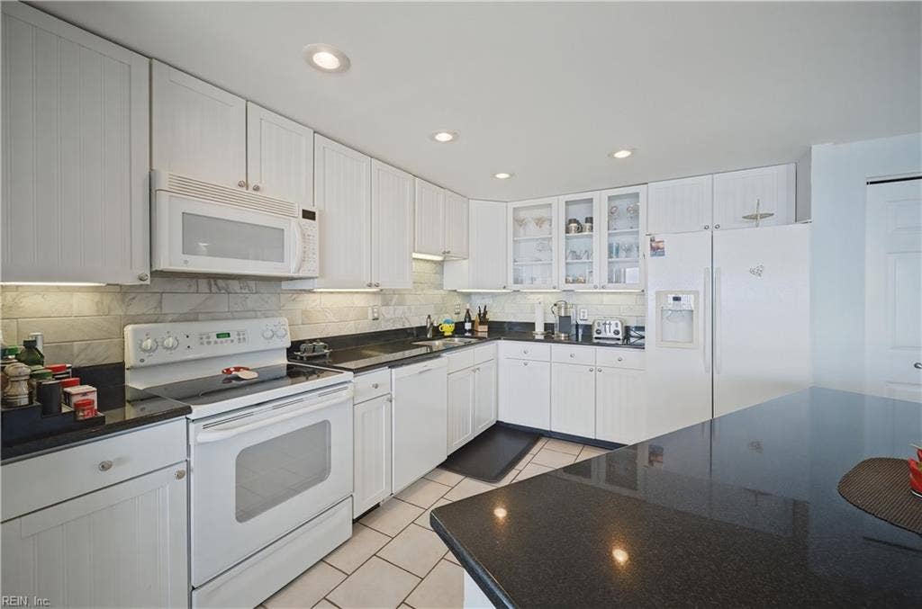 3558 Shore Drive, #1106, Ocean Park, Virginia Beach, VA 23455