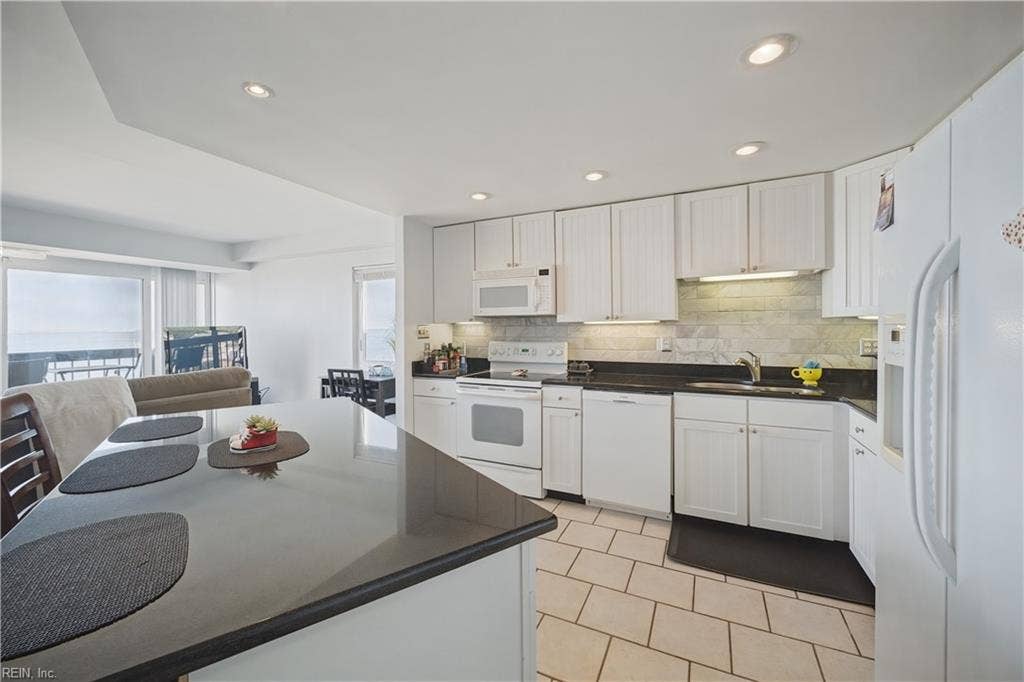 3558 Shore Drive, #1106, Ocean Park, Virginia Beach, VA 23455