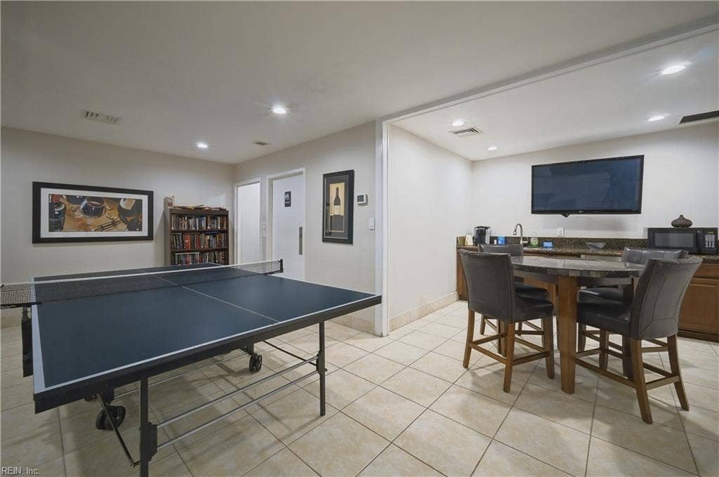 Game room