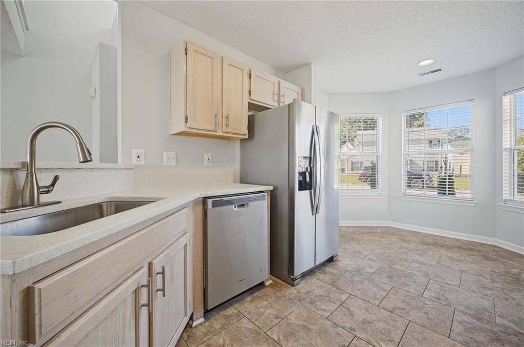 102 Pelican Cove, Newport News, VA 23608 102 Pelican Cove, Newport News, VA 23608