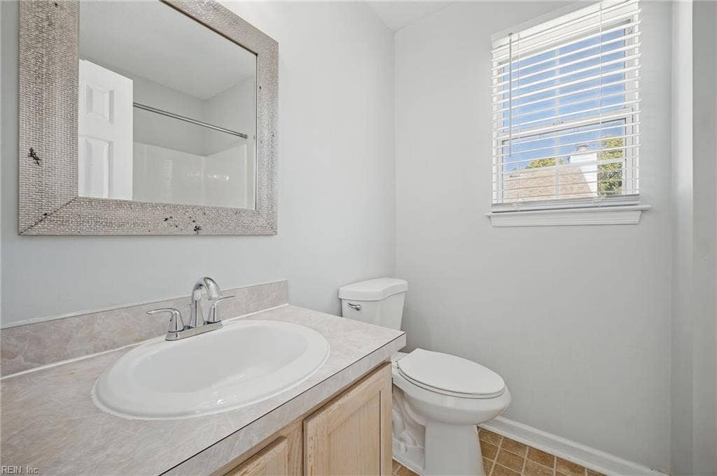 102 Pelican Cove, Newport News, VA 23608 102 Pelican Cove, Newport News, VA 23608