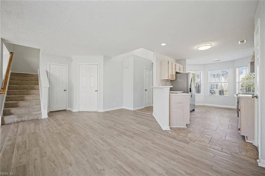 102 Pelican Cove, Newport News, VA 23608 102 Pelican Cove, Newport News, VA 23608