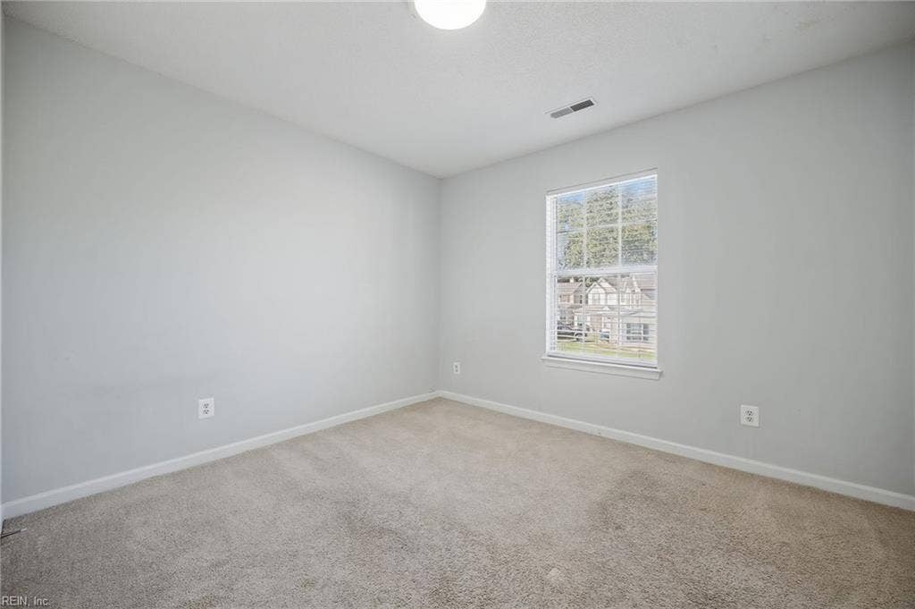 102 Pelican Cove, Newport News, VA 23608 102 Pelican Cove, Newport News, VA 23608