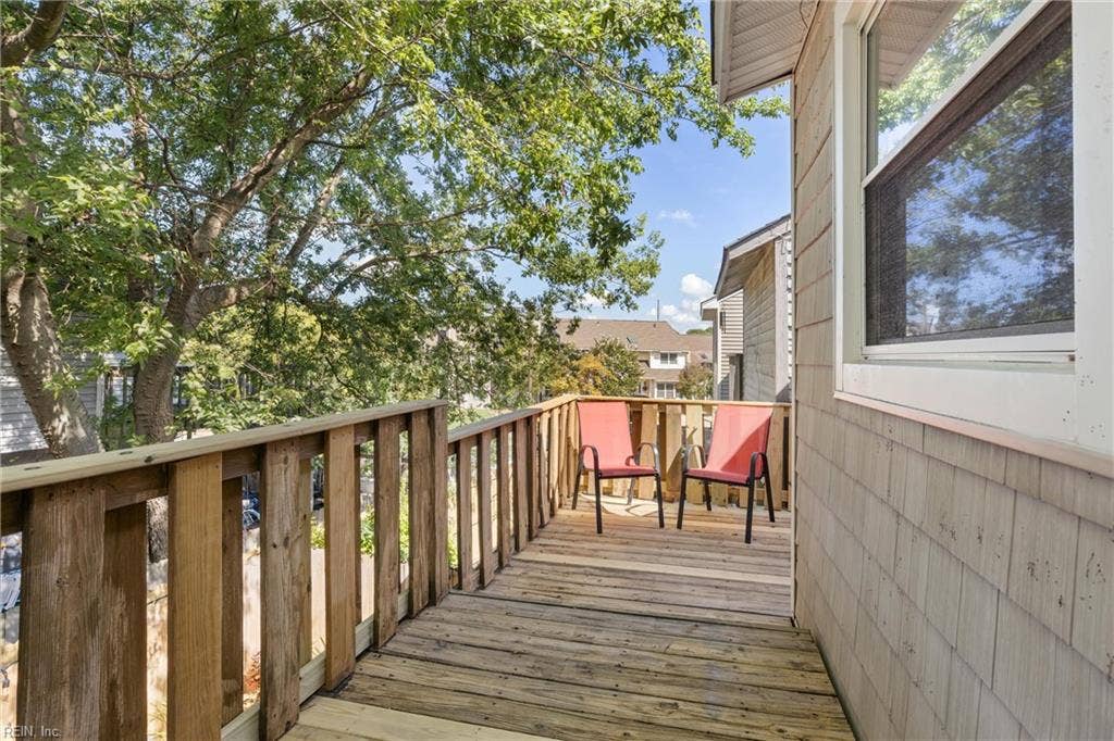 2145 Whispering Sands Lane, Mariners Landing, Virginia Beach, VA 23455