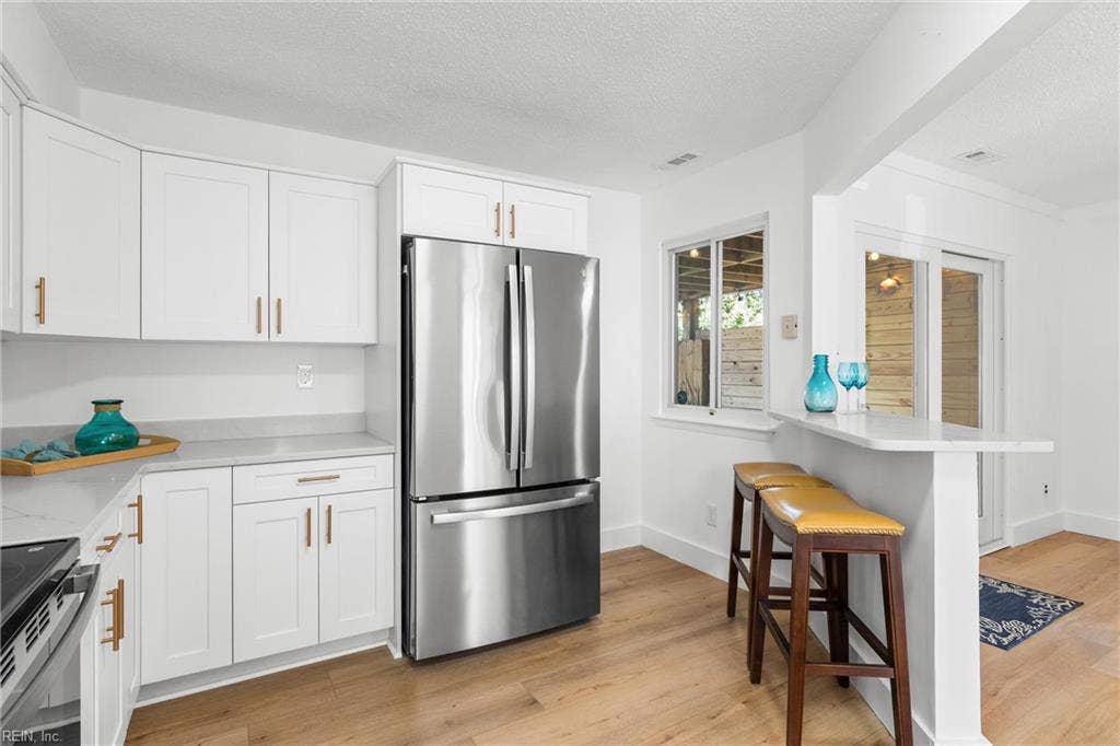 2145 Whispering Sands Lane, Mariners Landing, Virginia Beach, VA 23455