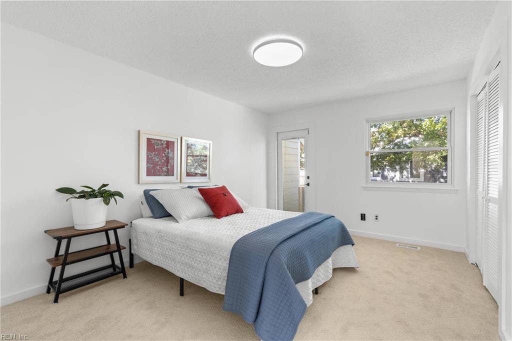 2145 Whispering Sands Lane, Mariners Landing, Virginia Beach, VA 23455