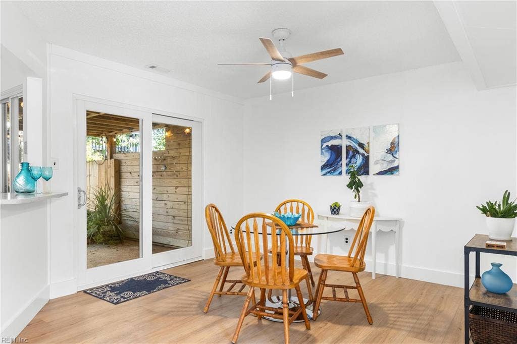 2145 Whispering Sands Lane, Mariners Landing, Virginia Beach, VA 23455