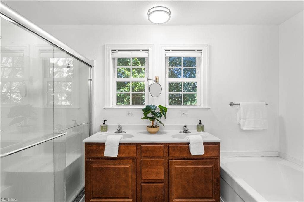657 Johnson Street, Virginia Beach, VA 23452