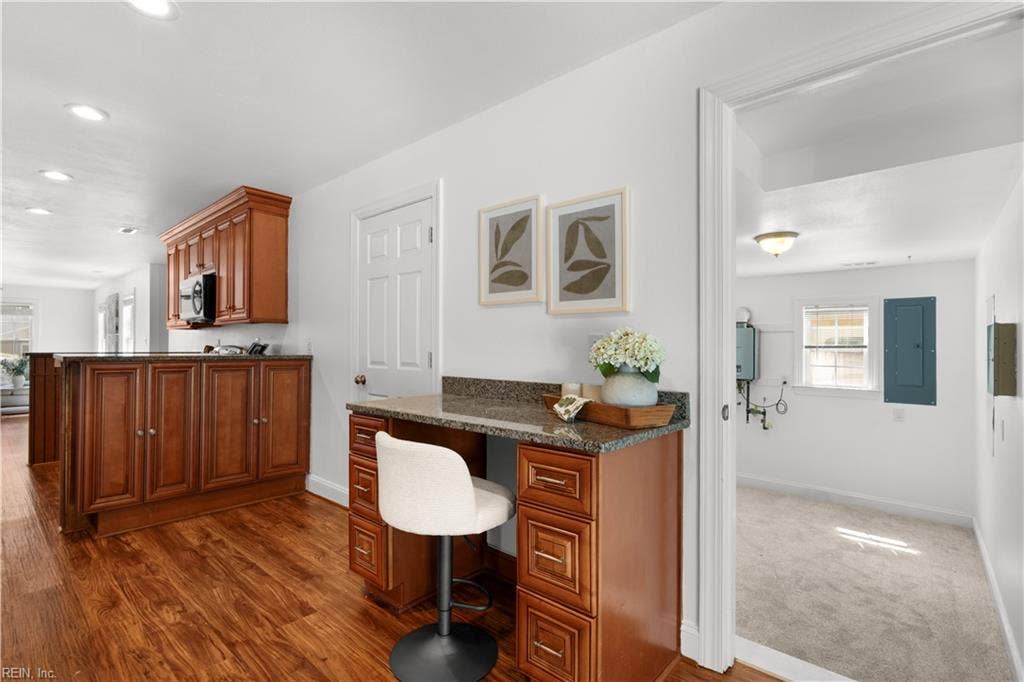 657 Johnson Street, Virginia Beach, VA 23452