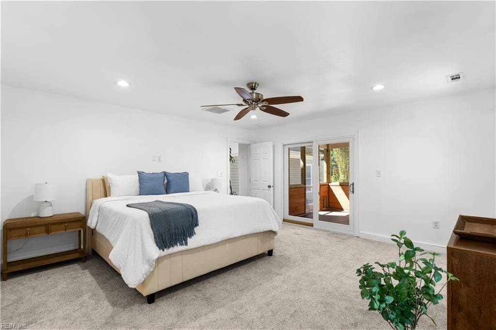 657 Johnson Street, Virginia Beach, VA 23452
