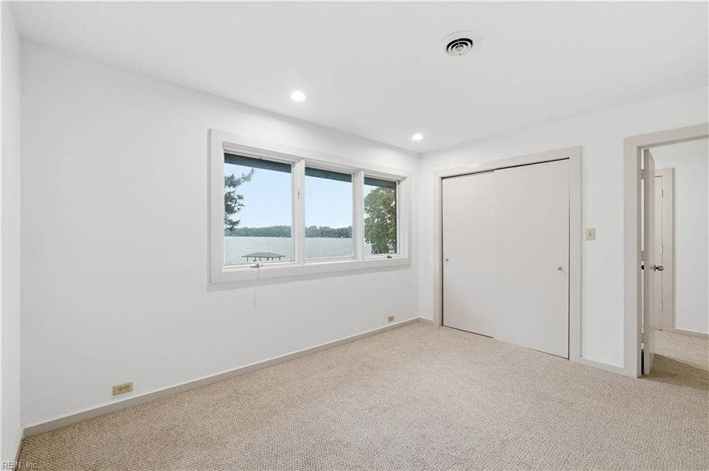 1882 Cherry Grove Road N, Suffolk, VA 23432 1882 Cherry Grove Road N, Suffolk, VA 23432