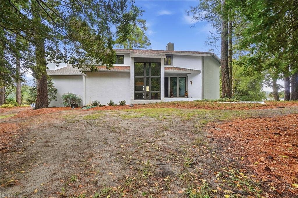 1882 Cherry Grove Road N, Suffolk, VA 23432 1882 Cherry Grove Road N, Suffolk, VA 23432