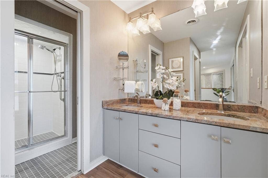 1882 Cherry Grove Road N, Suffolk, VA 23432 1882 Cherry Grove Road N, Suffolk, VA 23432