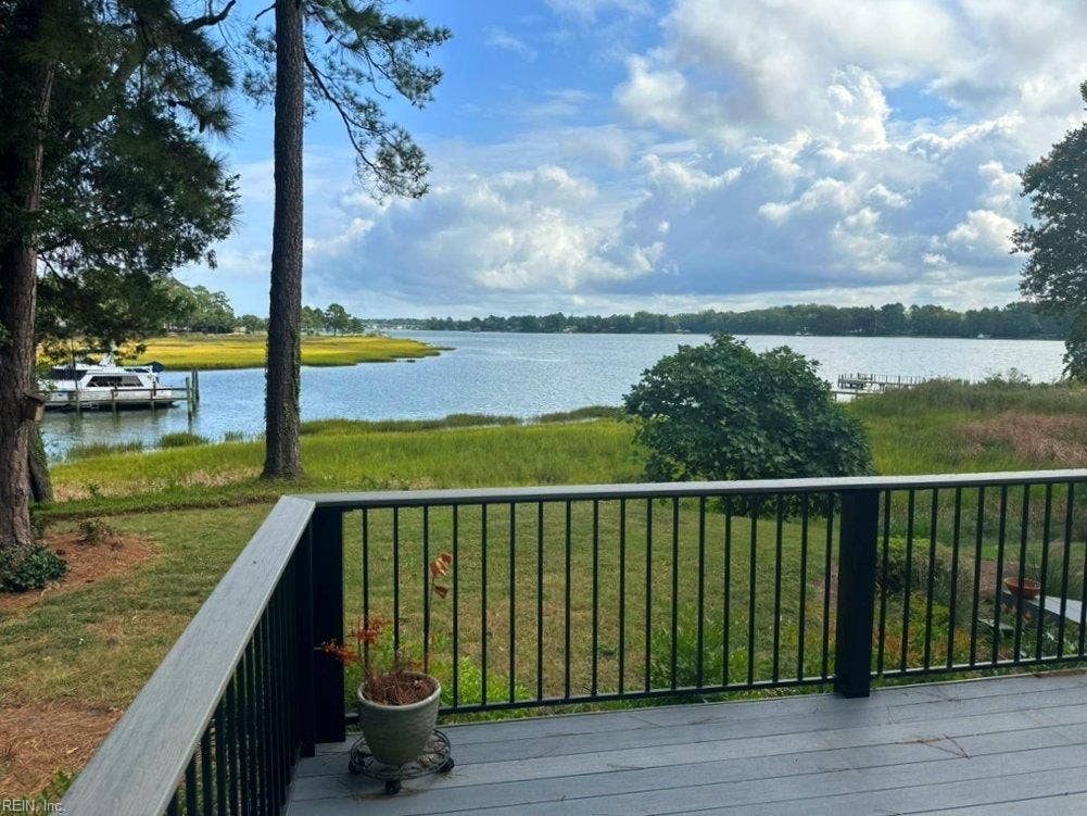 1882 Cherry Grove Road N, Suffolk, VA 23432 1882 Cherry Grove Road N, Suffolk, VA 23432