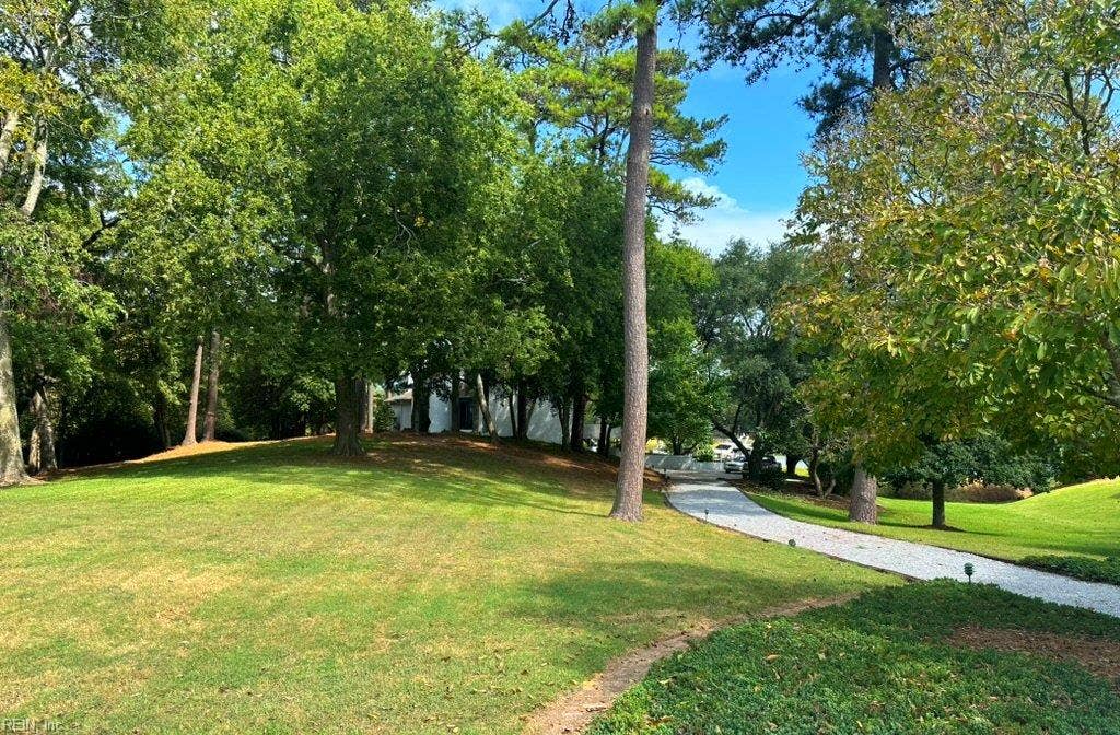 1882 Cherry Grove Road N, Suffolk, VA 23432 1882 Cherry Grove Road N, Suffolk, VA 23432