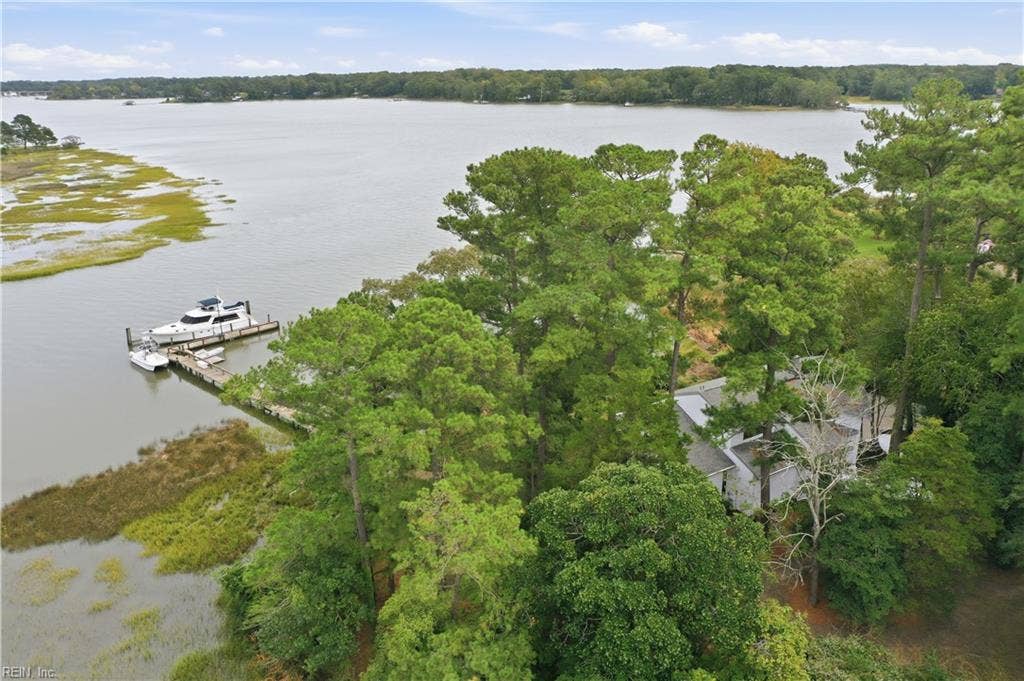 1882 Cherry Grove Road N, Suffolk, VA 23432 1882 Cherry Grove Road N, Suffolk, VA 23432