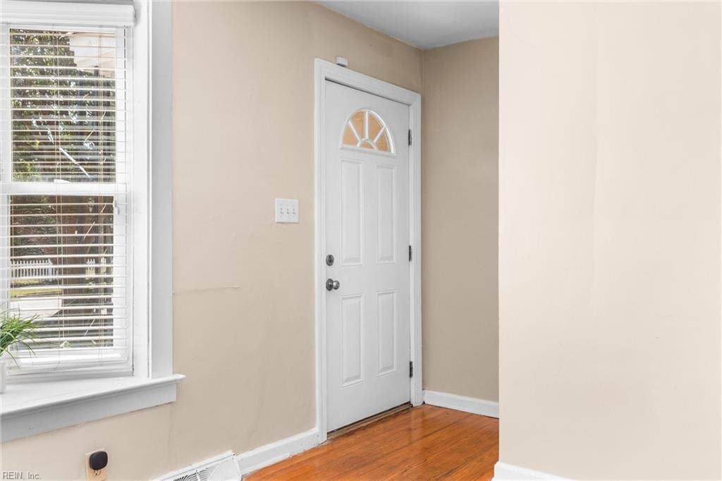 1814 Croyden Road, Bayview Beach, Norfolk, VA 23503 1814 Croyden Road, Bayview Beach, Norfolk, VA 23503
