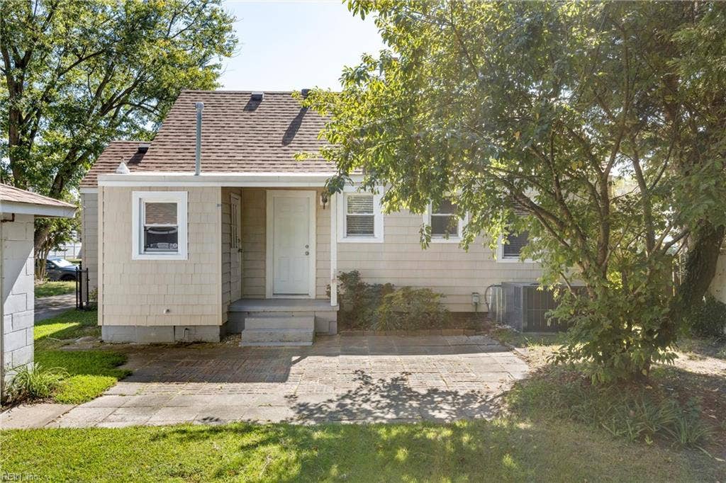 1814 Croyden Road, Bayview Beach, Norfolk, VA 23503 1814 Croyden Road, Bayview Beach, Norfolk, VA 23503