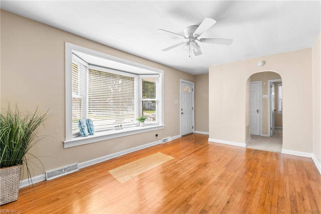 1814 Croyden Road, Bayview Beach, Norfolk, VA 23503 1814 Croyden Road, Bayview Beach, Norfolk, VA 23503