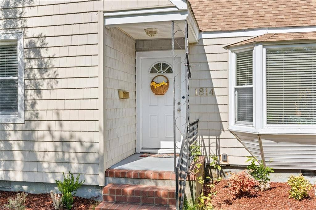 1814 Croyden Road, Bayview Beach, Norfolk, VA 23503 1814 Croyden Road, Bayview Beach, Norfolk, VA 23503