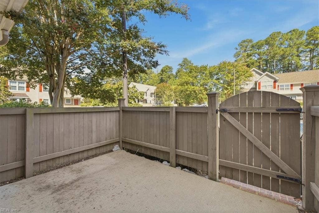 201 Bristol Common, Bristol Commons, Williamsburg, VA 23188