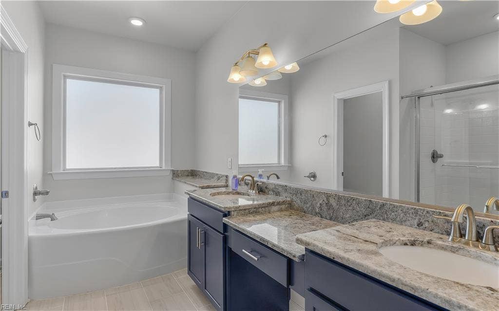 2216 Hampton Roads Parkway, Chesapeake, VA 23321