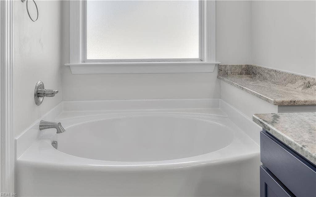 2216 Hampton Roads Parkway, Chesapeake, VA 23321