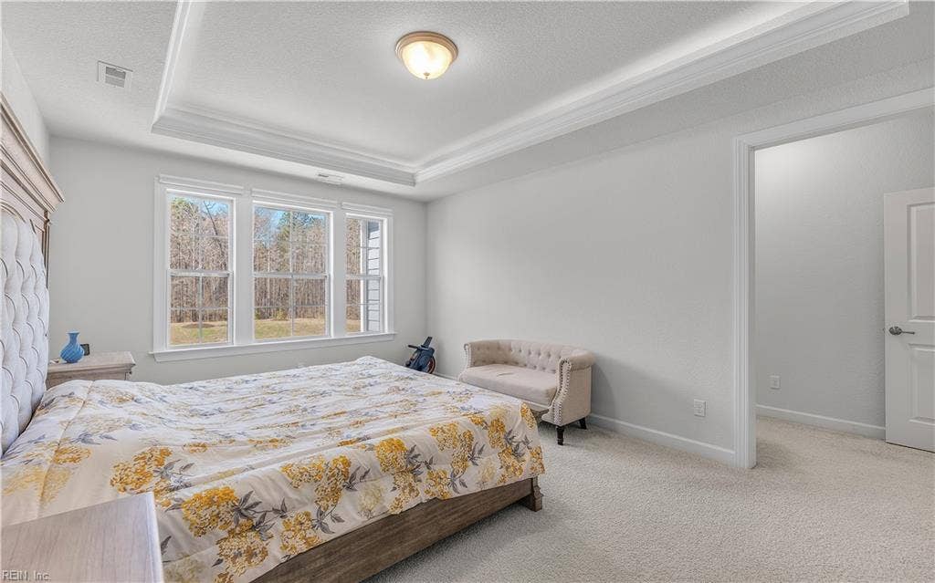2216 Hampton Roads Parkway, Chesapeake, VA 23321