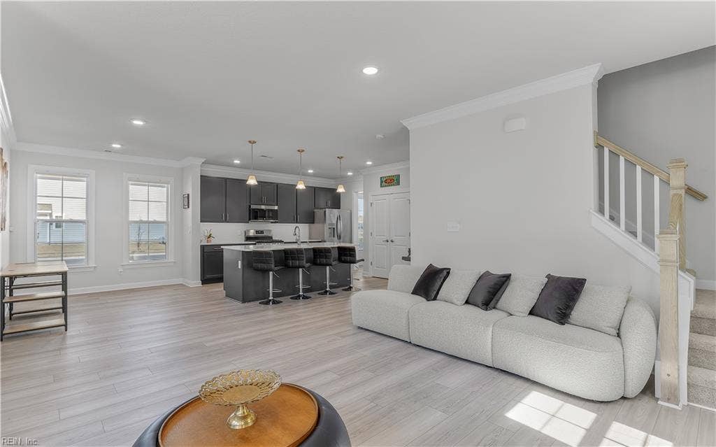 2216 Hampton Roads Parkway, Chesapeake, VA 23321